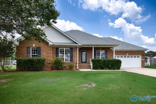 27709 Michael Ln, Toney, AL, 35773-8374 | Card Image
