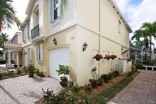 337 Salinas Dr, Palm Beach Gardens, FL, 33410-4309 | Card Image