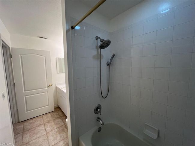 APT-615 - 8550 Kingbird Loop, Condo with 2 bedrooms, 2 bathrooms and 1 parking in ESTERO FL | Image 32