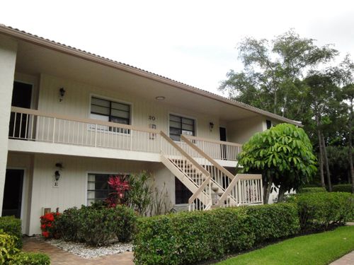 f-20 Westgate Ln, Boynton Beach, FL, 33436-6368 | Card Image