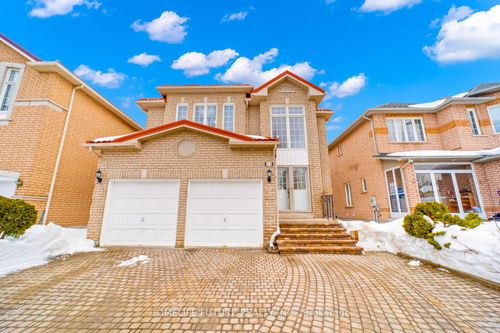 11 Ferncliffe Cres, Markham, ON, L3S4N9 | Card Image