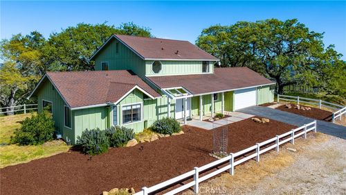 10870 Santa Ana Rd, Atascadero, CA, 93422-1112 | Card Image