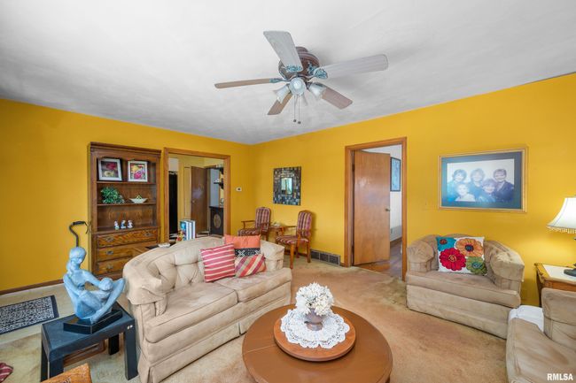 2707 56 Th Ave W, House other with 3 bedrooms, 1 bathrooms and null parking in Milan IL | Image 13