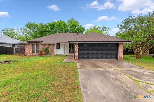 3305 Forest Hill Dr, Killeen, TX, 76542-3143 | Card Image