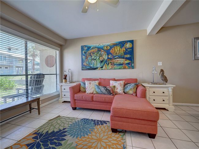Living room | Image 7