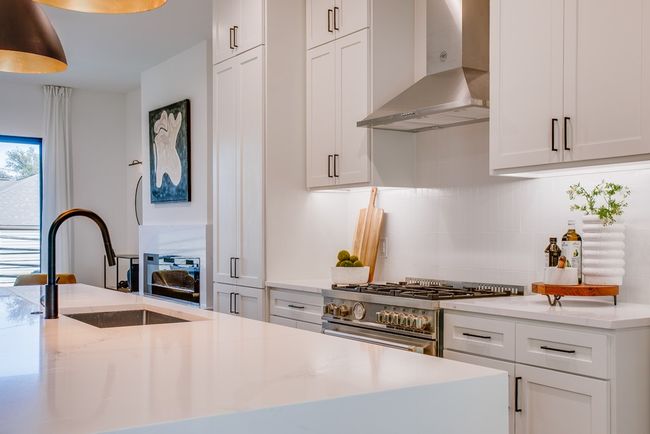 UNIT-108 - 805 Pavillion St, Condo with 3 bedrooms, 4 bathrooms and null parking in Dallas TX | Image 12