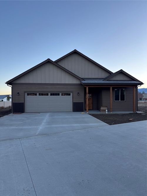 565 Race Track Trl, Hamilton, MT, 59840-3239 | Card Image