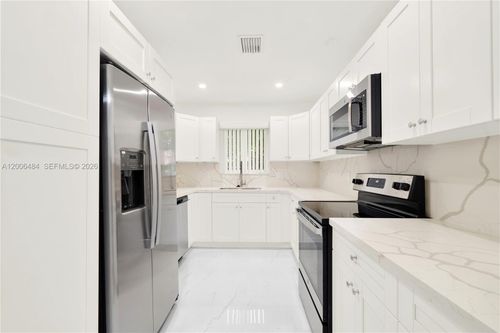 b-350 Aledo Ave, Coral Gables, FL, 33134-7205 | Card Image