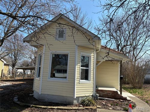 1208 N Madison St, Litchfield, IL, 62056-1148 | Card Image