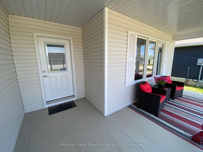 263 Lake Breeze Dr, House other with 2 bedrooms, 2 bathrooms and 2 parking in Goderich ON | Image 4