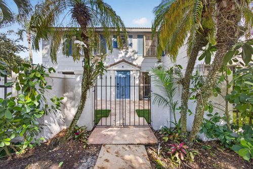 4-350 Prestwick Circle, Palm Beach Gardens, FL, 33418 | Card Image