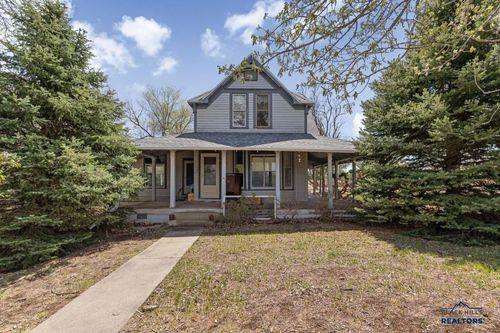 1645 Washington Ave, Hot Springs, SD, 57747-1336 | Card Image