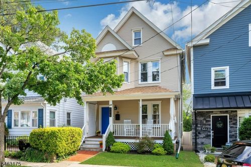 52 Madison St, Morristown, NJ, 07960-5261 | Card Image