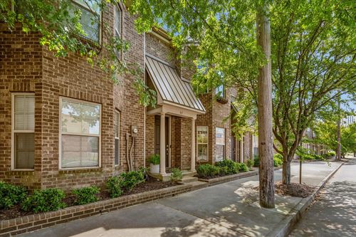 97 W Carolina Ave, Memphis, TN, 38103-4703 | Card Image