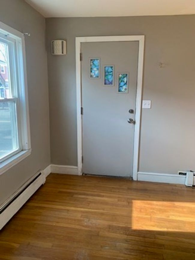 368 Ocean Grove Ave, House other with 2 bedrooms, 2 bathrooms and null parking in Swansea MA | Image 6