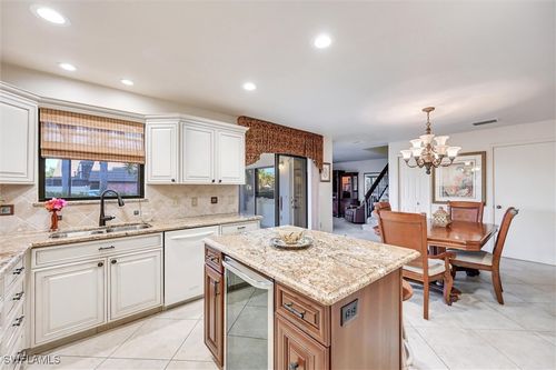 8b-185 Lake Point Ln, Naples, FL, 34112-7023 | Card Image