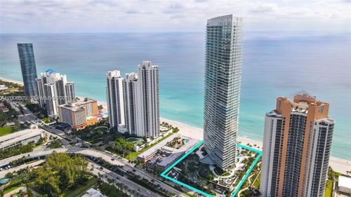 2205-18975 Collins Ave, Sunny Isles Beach, FL, 33160-2362 | Card Image