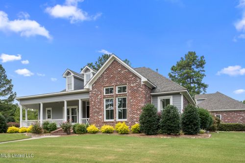 100 Laird Ave, Madison, MS, 39110-7669 | Card Image
