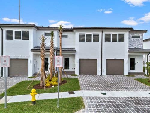 5115 Sw 37th St, West Park, FL, 33023-6851 | Card Image