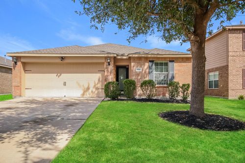 9518 Peridot Green Dr, Rosharon, TX, 77583-6926 | Card Image