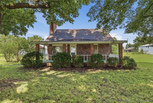 2732 Old Airport Rd, Pryor, OK, 74361-3090 | Card Image