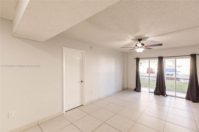 APT-103 - 4152 Inverrary Dr, Condo with 2 bedrooms, 2 bathrooms and null parking in Lauderhill FL | Image 6
