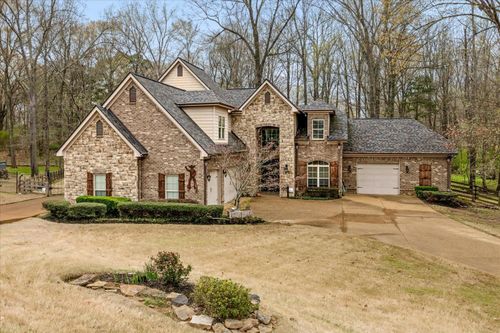 40 Amesbury Cv, Eads, TN, 38028-3672 | Card Image