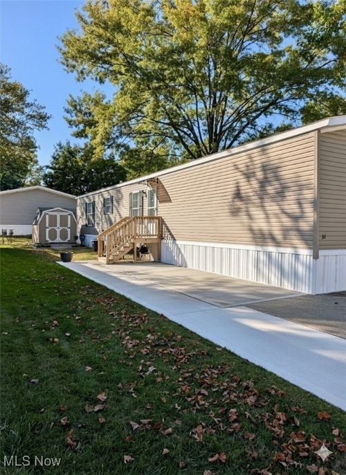 311-311 Westwoods, Amherst, OH, 44001-2050 | Card Image