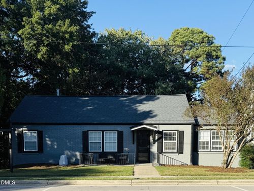 202 W Chatham St, Apex, NC, 27502-1408 | Card Image