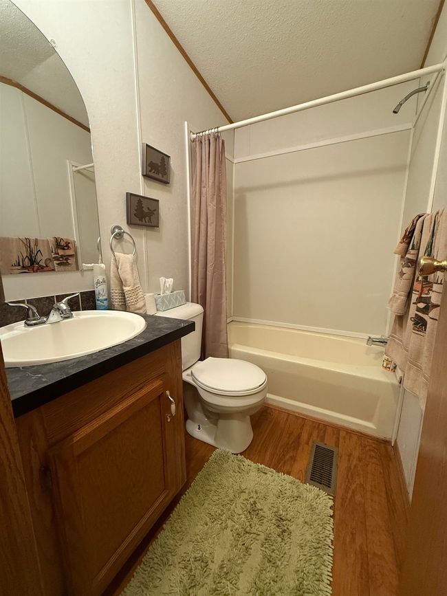 29 - 1930 Hideaway Hills Ln, Home with 2 bedrooms, 2 bathrooms and null parking in Lansing IA | Image 12