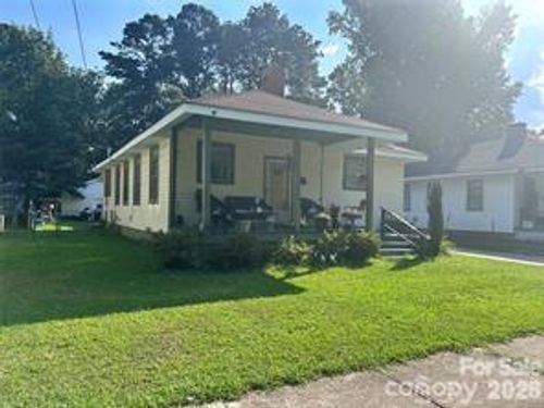 916 Western Ave, Rocky Mount, NC, 27804-5537 | Card Image