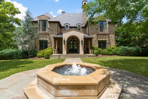 19433 Clear Brook Rd, Owasso, OK, 74055-7819 | Card Image