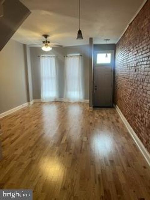 1943 W Mulberry St, BALTIMORE, MD, 21223-1122 | Card Image