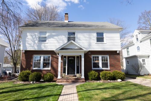 1517 Morton Ave, Ann Arbor, MI, 48104-4438 | Card Image