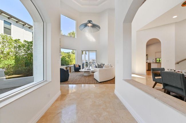 200 N Lake Dr, House other with 5 bedrooms, 5 bathrooms and null parking in Lantana FL | Image 8