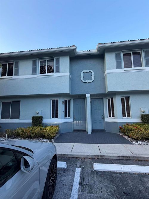 1992 Alamanda Way, Riviera Beach, FL, 33404-1869 | Card Image