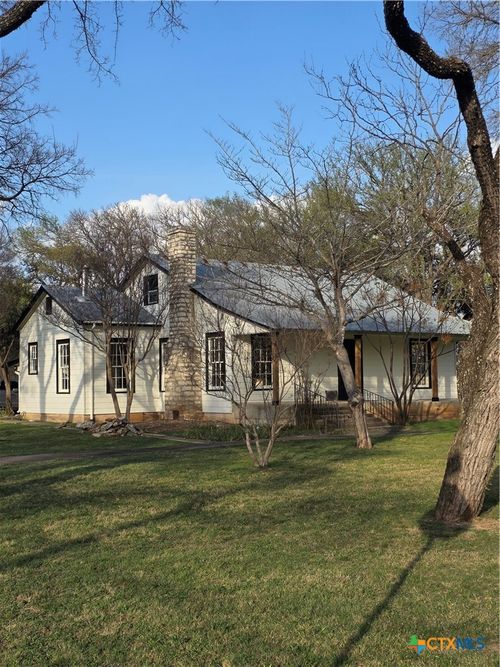 1001 N Penelope St, Belton, TX, 76513-2639 | Card Image