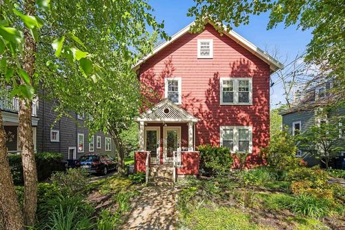 223-223 Lake View Ave, Cambridge, MA, 02138-2133 | Card Image