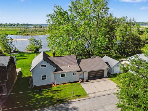 409 Jerumbo St, Manistee, MI, 49660-1161 | Card Image