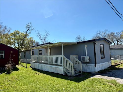10026 Wilma Ln, Beach City, TX, 77523-9320 | Card Image