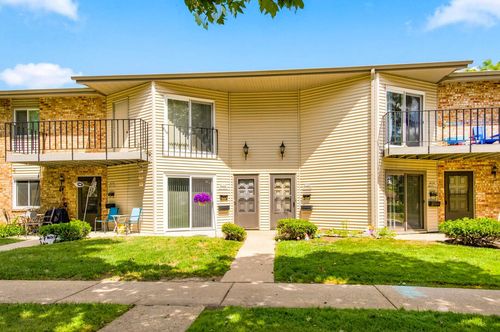 W169N11546 Biscayne Dr, Germantown, WI, 53022 | Card Image