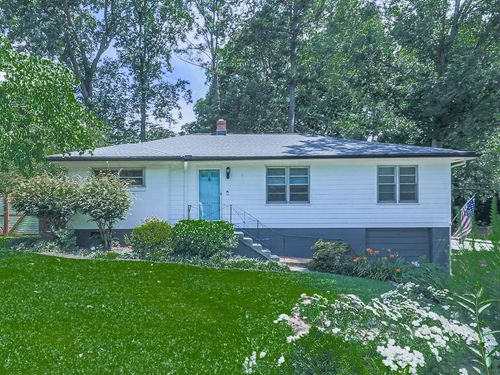 1043 Oakdale Dr Se, Smyrna, GA, 30080-4218 | Card Image