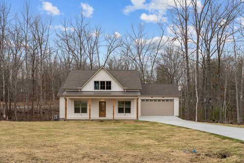 7058 Topez Dr, Crossville, TN, 38572-6653 | Card Image