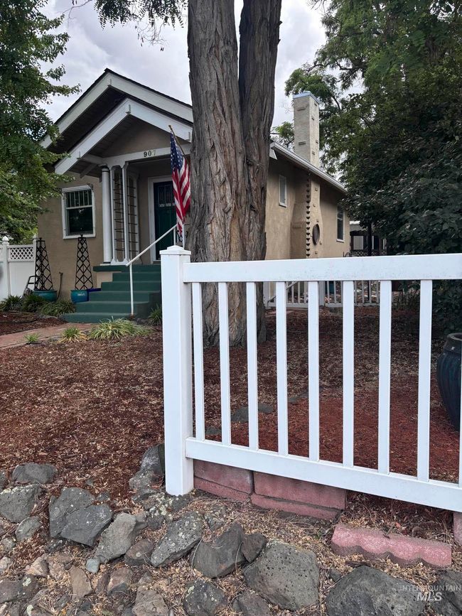 907 Prospect Ave, House other with 2 bedrooms, 2 bathrooms and 2 parking in Lewiston ID | Image 5
