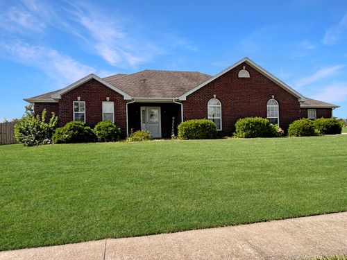 604 Mustang Dr, Ashland, MO, 65010-1032 | Card Image