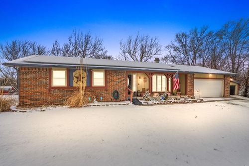 4153 N Parkwood Ln, Bel Aire, KS, 67220 | Card Image