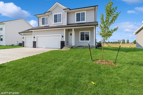 319 Ne 41st Ave, Altoona, IA, 50009 | Card Image