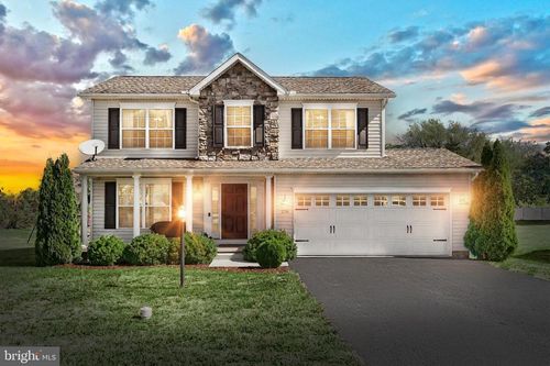 230 W Crest View Ln, GETTYSBURG, PA, 17325-8193 | Card Image