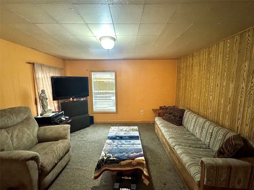 110 5th Ave Nw, Cut Bank, MT, 59427-2620 | Card Image