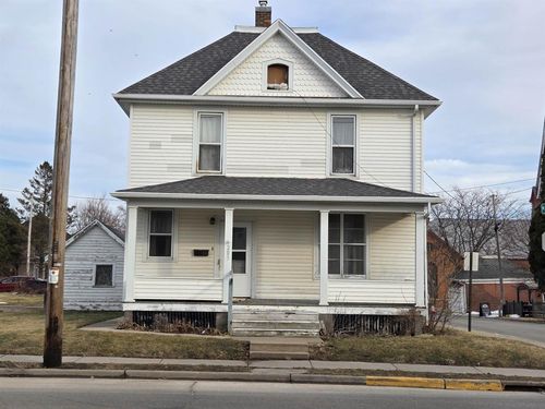 205 N Chestnut Street Street, Platteville, WI, 53818 | Card Image